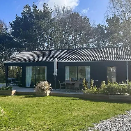 Awesome In With Kitchen Holiday home
